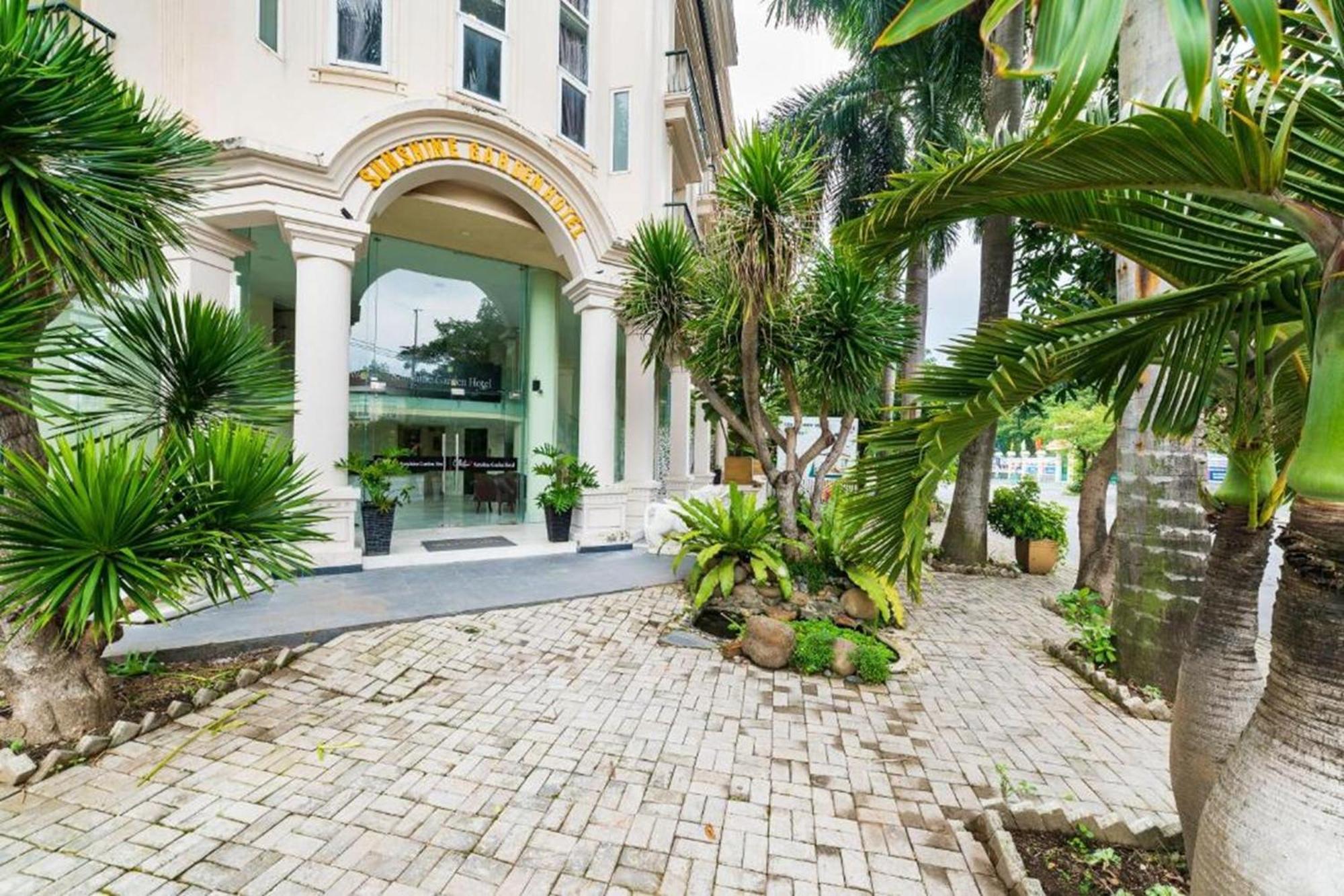 Collection O Sunshine Garden Hotel - Near Secc Ho Chi Minh-staden Exteriör bild