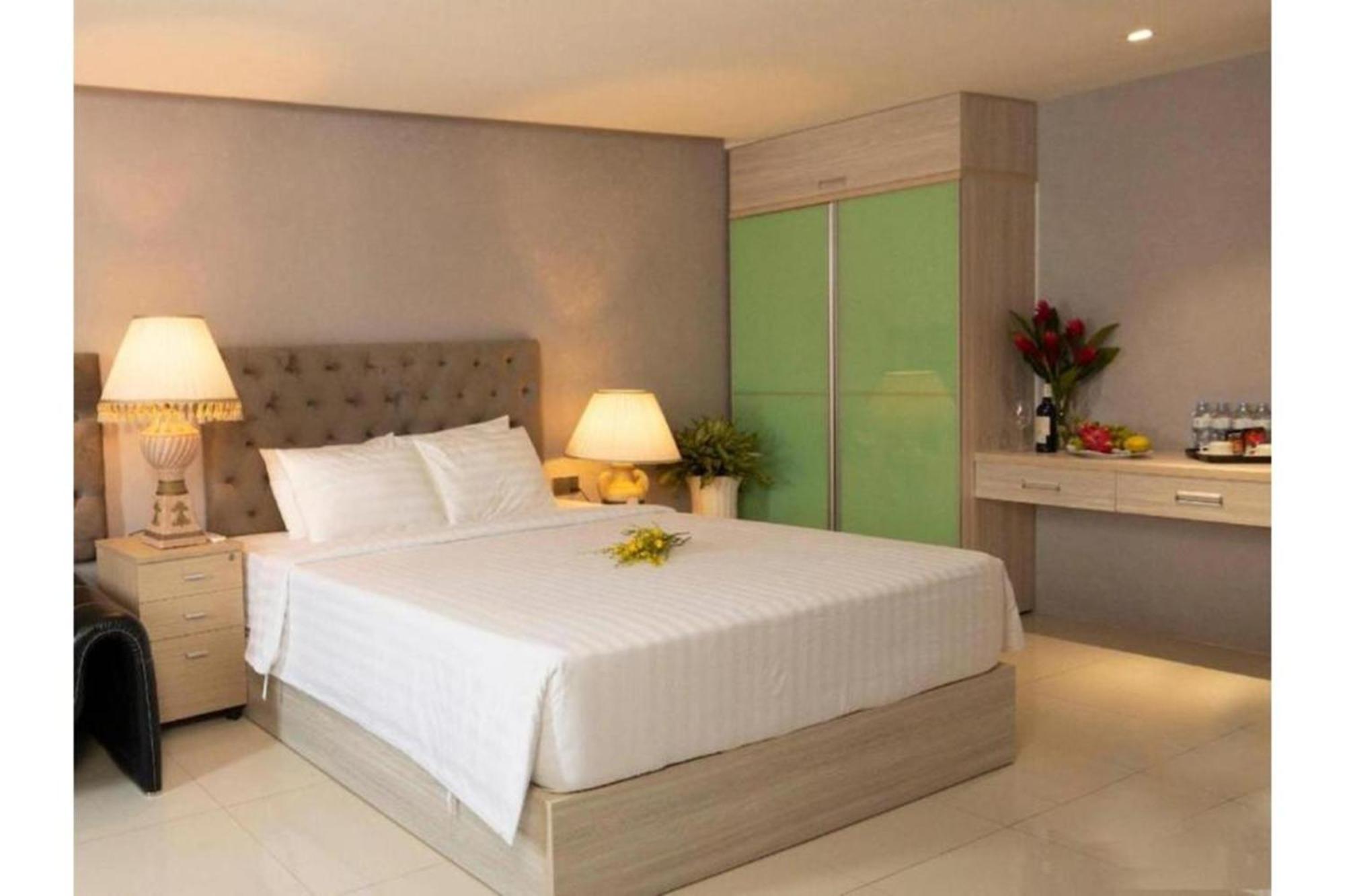 Collection O Sunshine Garden Hotel - Near Secc Ho Chi Minh-staden Exteriör bild